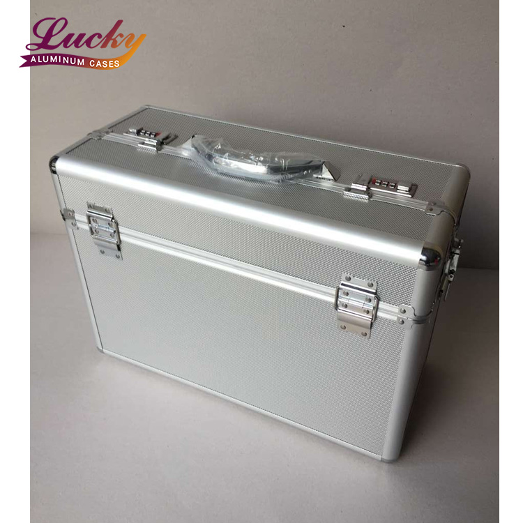 Large size silver Aluminium Pilot case