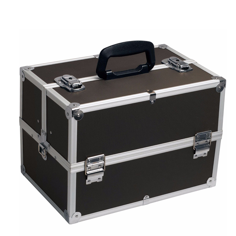 High quality Aluminum Trimming EVA Lined Interior Cosmetic Travel Case